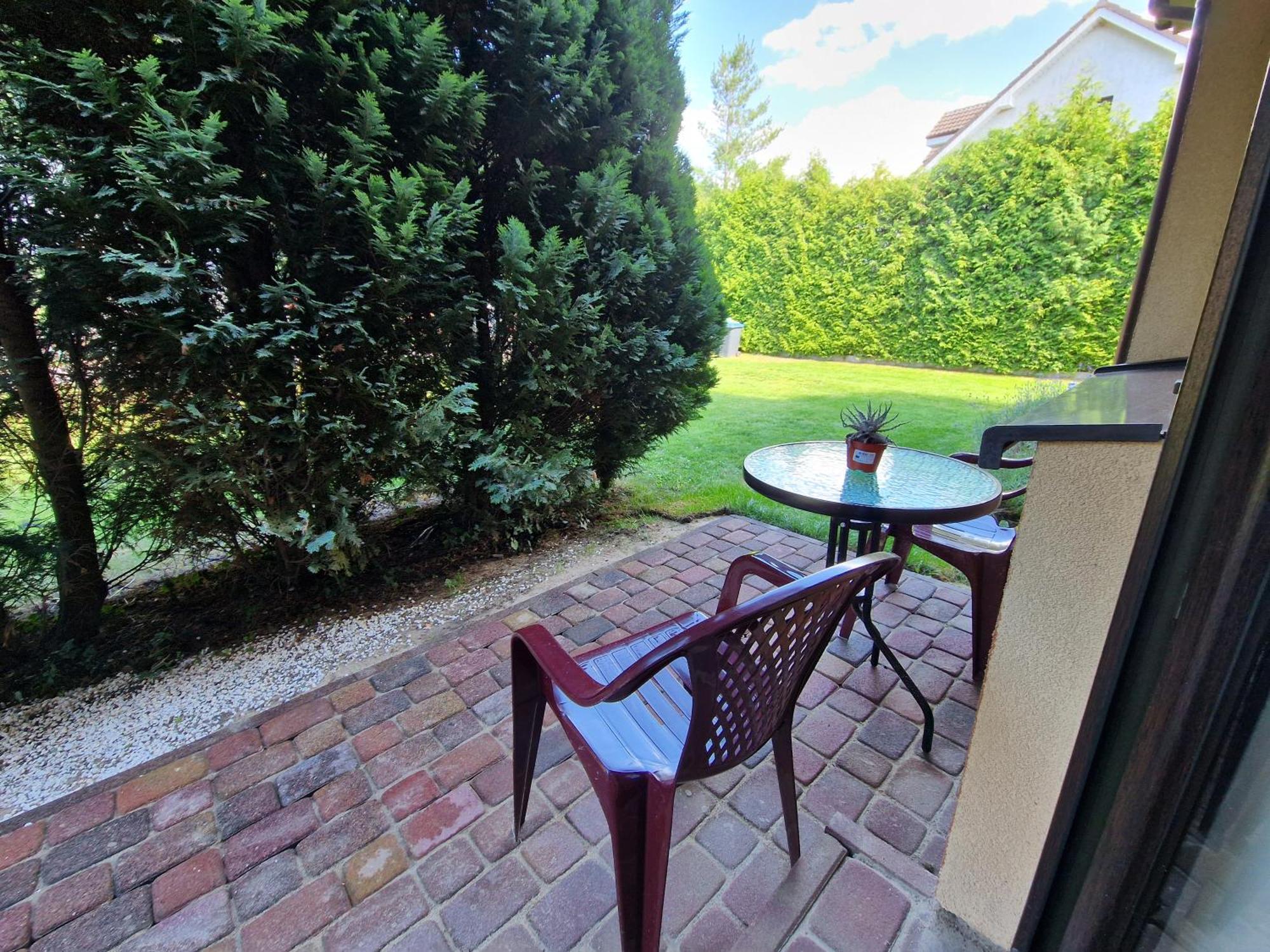 Morska Perla Bed & Breakfast Rewal Exterior photo